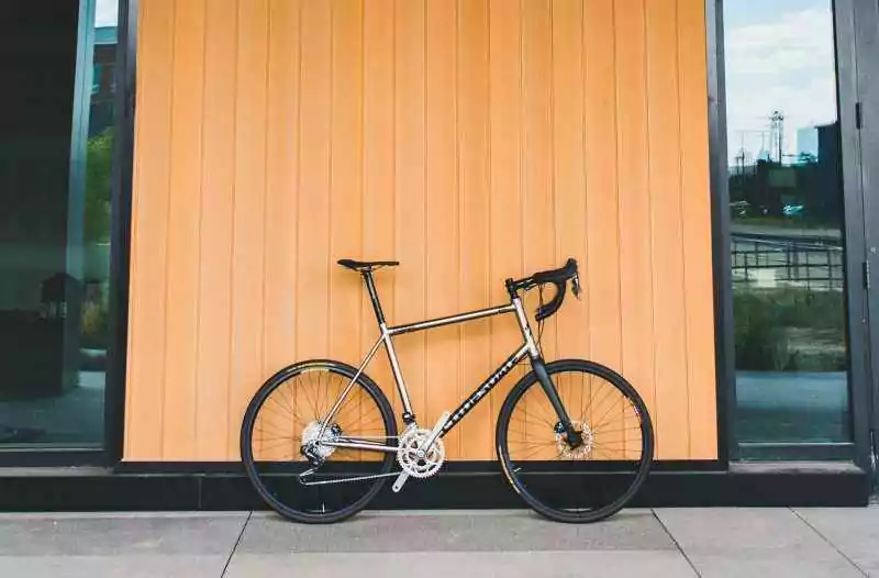 Clydesdale Bicycle 2XL near gold wall - 2